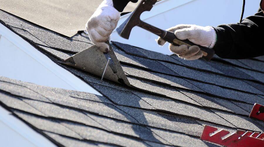 Expert flood damage restoration services in Preemption, IL